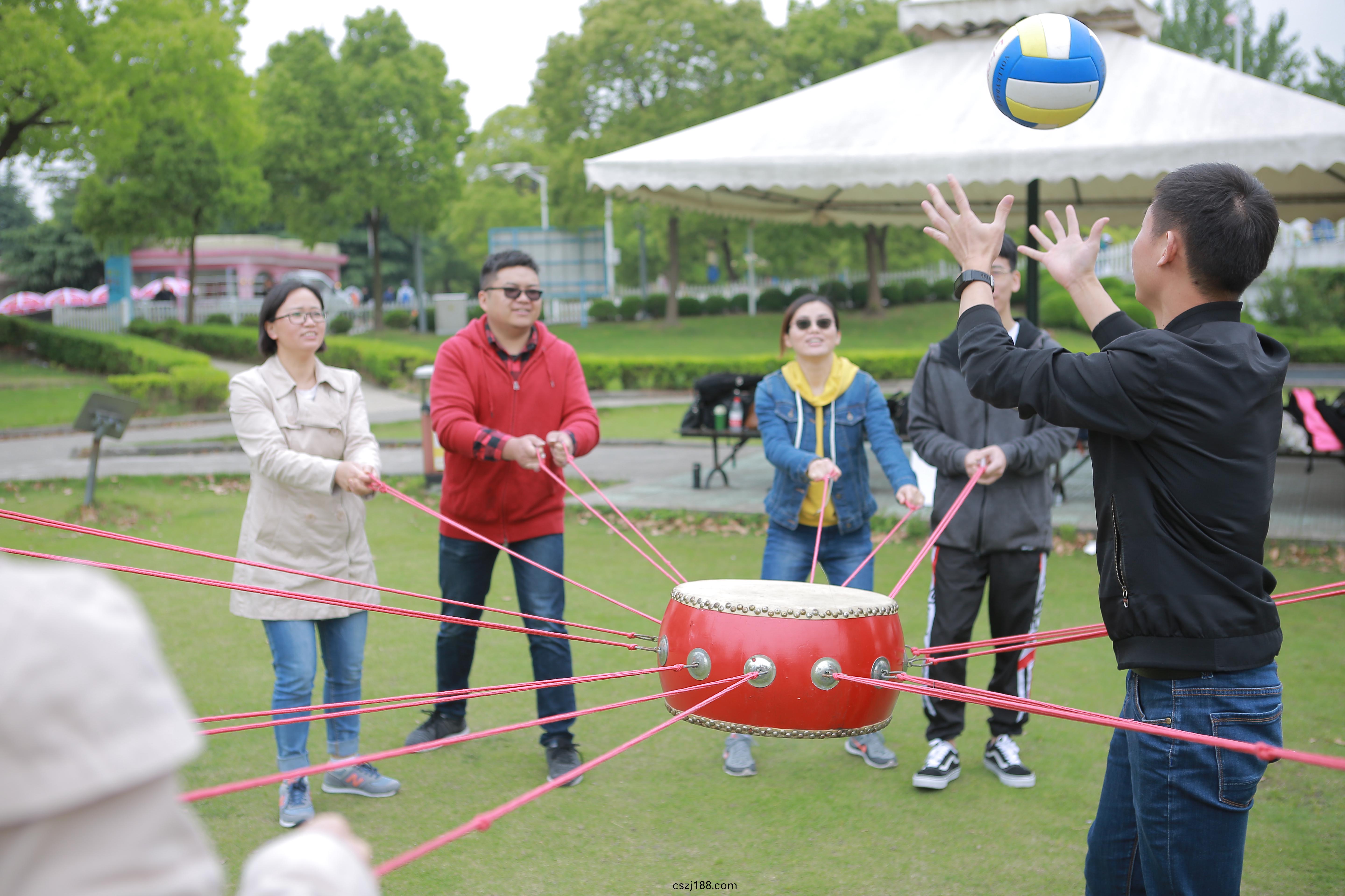 凝(ning)心聚力(li)、信任(ren)互(hu)助(zhu)--百(bai)傲(ao)2019年東方綠舟搨展培訓